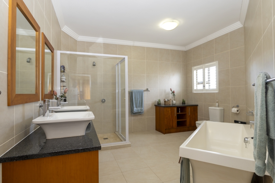 4 Bedroom Property for Sale in West Beach Eastern Cape